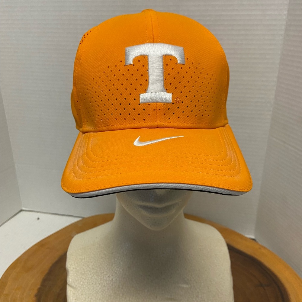 Tennessee Volunteers UT Football Nike Dri Fit Classic99 Cap